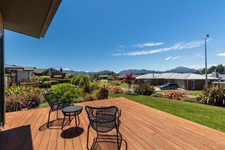 Photo of property in 8 Turnbull Crescent, Wanaka, 9305