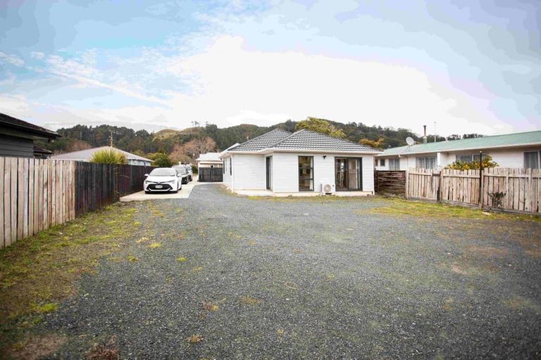 Photo of property in 38 Seddon Street, Wallaceville, Upper Hutt, 5018