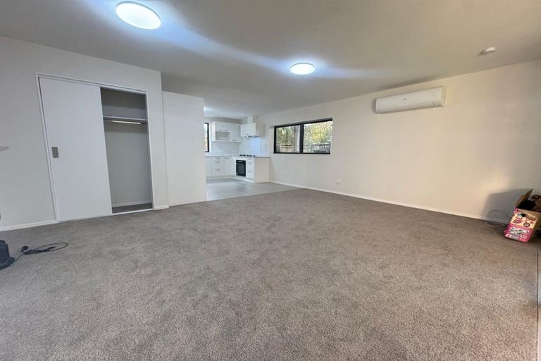 Photo of property in 14 Hurstbourn Priors, Goodwood Heights, Auckland, 2105
