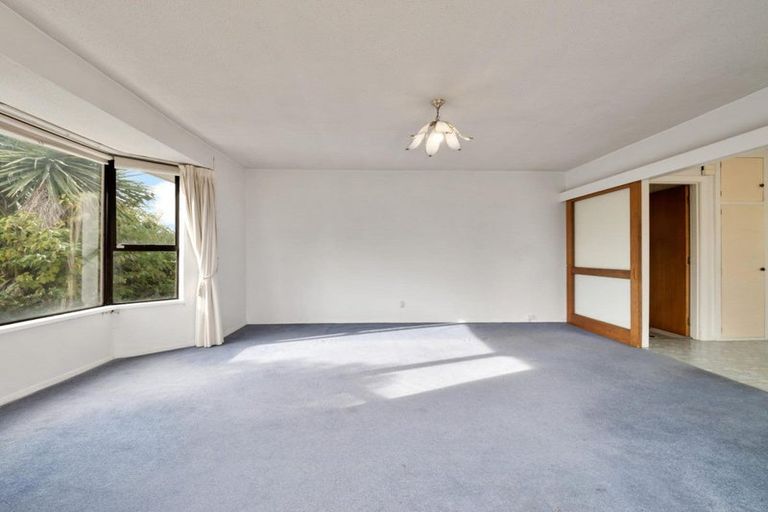 Photo of property in 1/2 Castile Place, Belfast, Christchurch, 8051