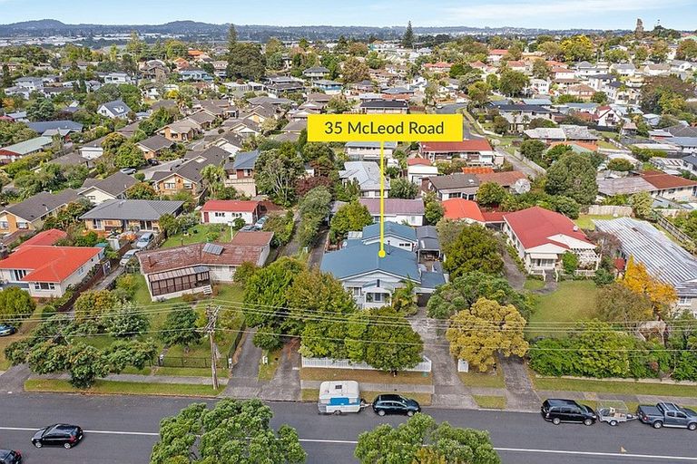 Photo of property in 35 Mcleod Road, Henderson, Auckland, 0612