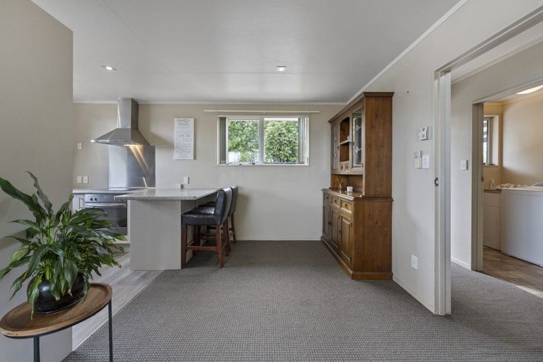 Photo of property in 70 Hyde Avenue, Richmond Heights, Taupo, 3330