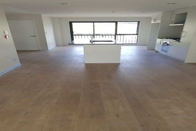 Photo of property in 16/5 Perekia Street, Albany, Auckland, 0632