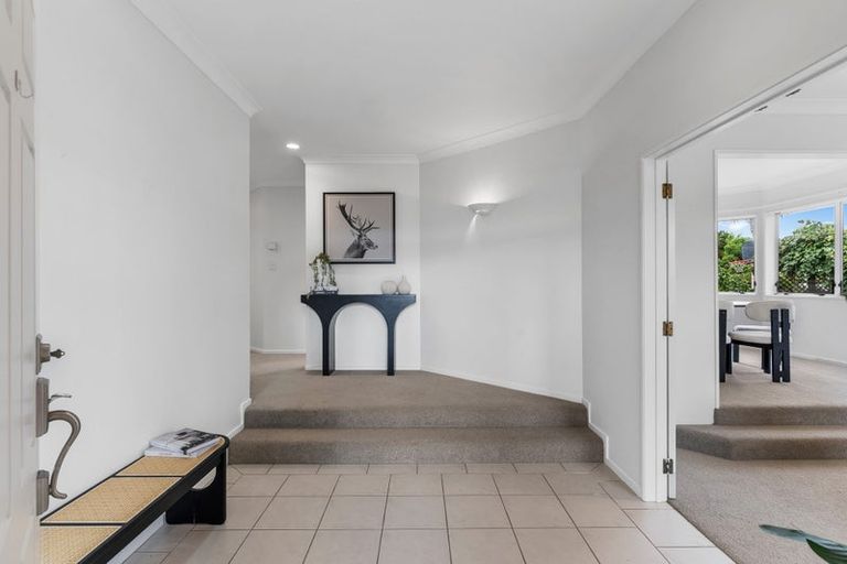 Photo of property in 3 Bronte Place, Somerville, Auckland, 2014