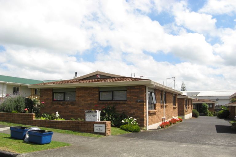 Photo of property in 7d Lawrie Avenue, Pukekohe, 2120