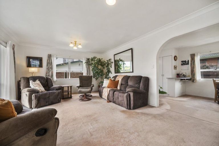 Photo of property in 118a Wellington Street, Pukekohe, 2120