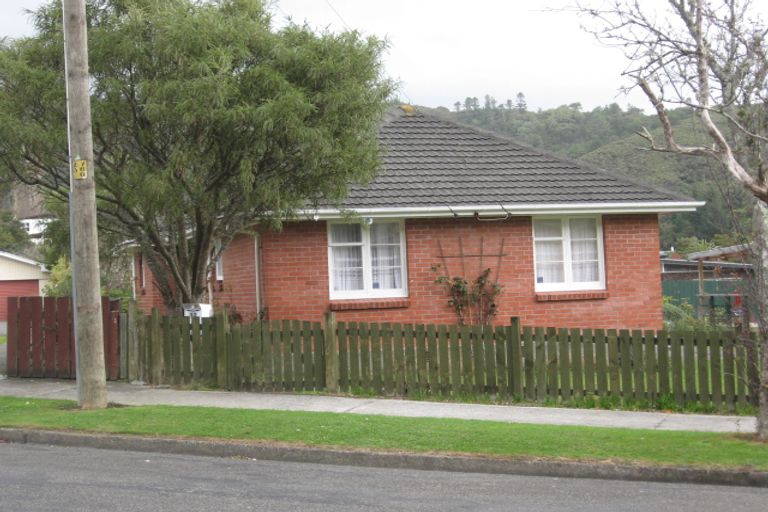 Photo of property in 12 Lowry Crescent, Stokes Valley, Lower Hutt, 5019