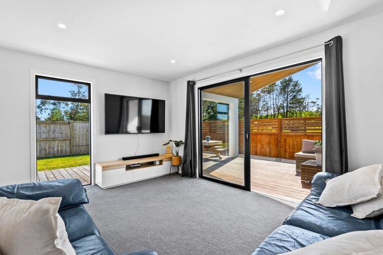 Photo of property in 71 Tamure Place, Ruakaka, 0116
