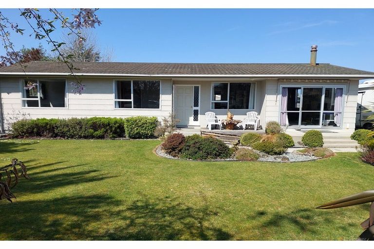 Photo of property in 195 Queen Street, Waimate, 7924