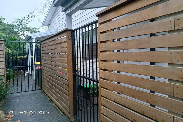 Photo of property in 502c Te Atatu Road, Te Atatu Peninsula, Auckland, 0610