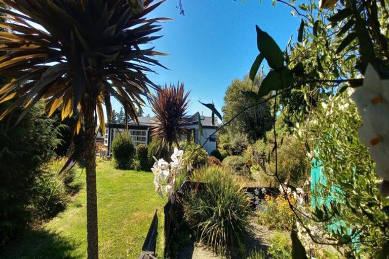 Photo of property in 33 Clifden Highway, Tuatapere, 9620