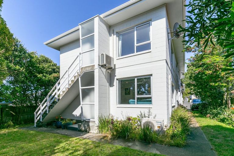 Photo of property in 7/69 Freyberg Street, Lyall Bay, Wellington, 6022