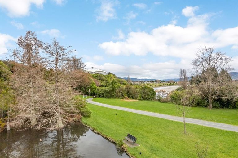 Photo of property in 1185 Fergusson Drive, Clouston Park, Upper Hutt, 5018