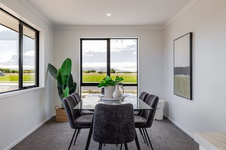 Photo of property in 26 Springwater Drive, Maewa, 4702