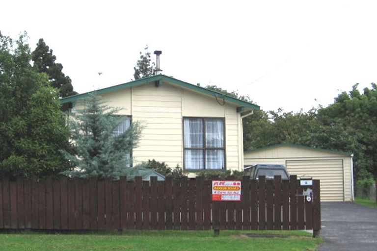 Photo of property in 6 Don Buck Road, Massey, Auckland, 0614