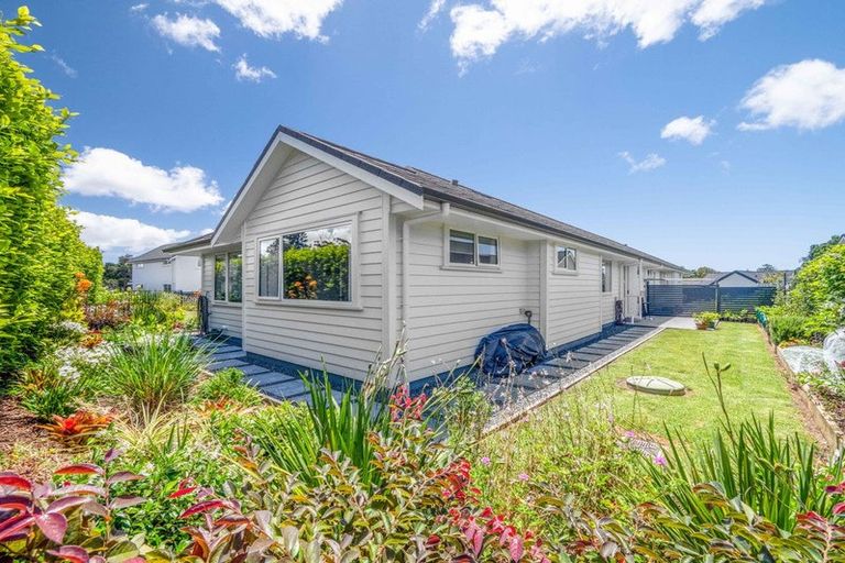 Photo of property in 33 Te Wairere Crescent, Kerikeri, 0230