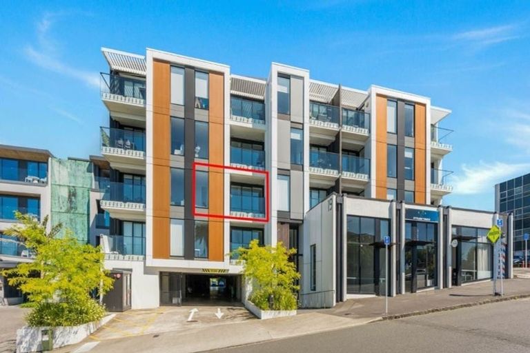 Photo of property in 204/19 Rawene Road, Birkenhead, Auckland, 0626