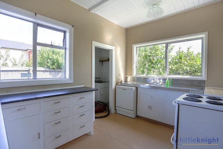 Photo of property in 10 Peverel Street, Riccarton, Christchurch, 8011