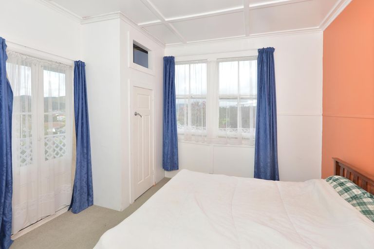 Photo of property in 14 Union Street, Hikurangi, 0114