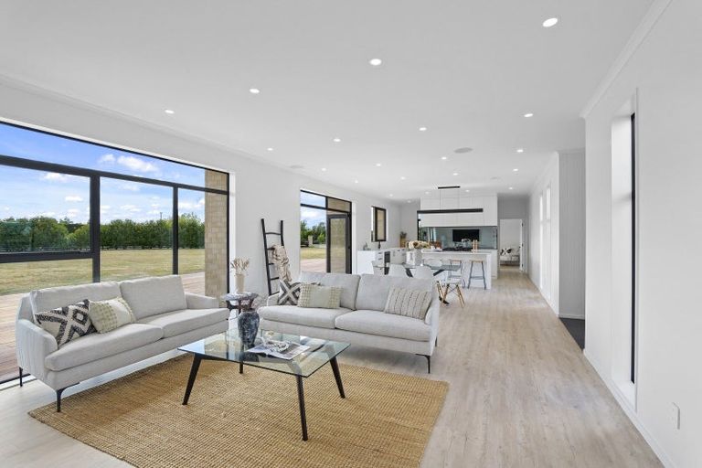 Photo of property in 66 Windsor Drive, Kirwee, Darfield, 7571