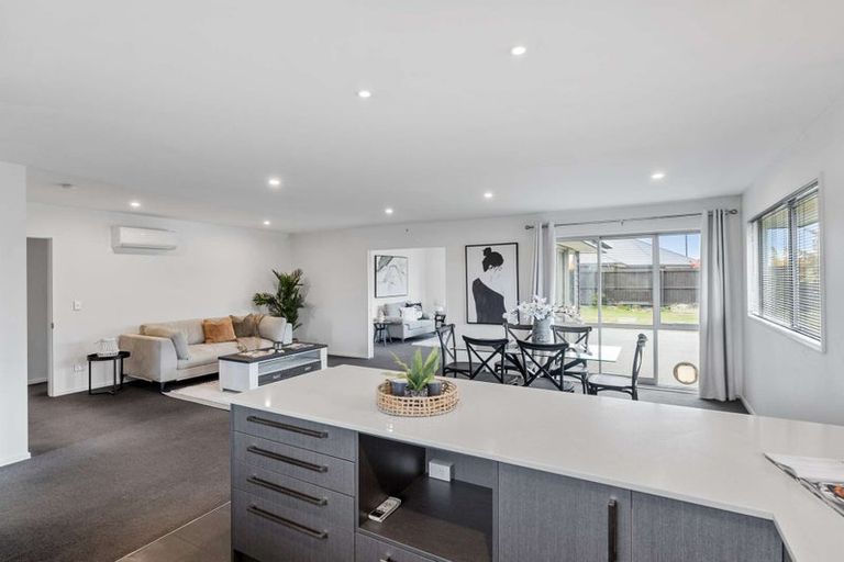 Photo of property in 20 Bradbury Avenue, Rolleston, 7614