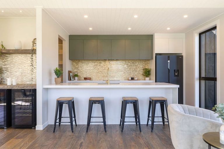 Photo of property in 22 Woolshed Road, Jacks Point, Queenstown, 9371