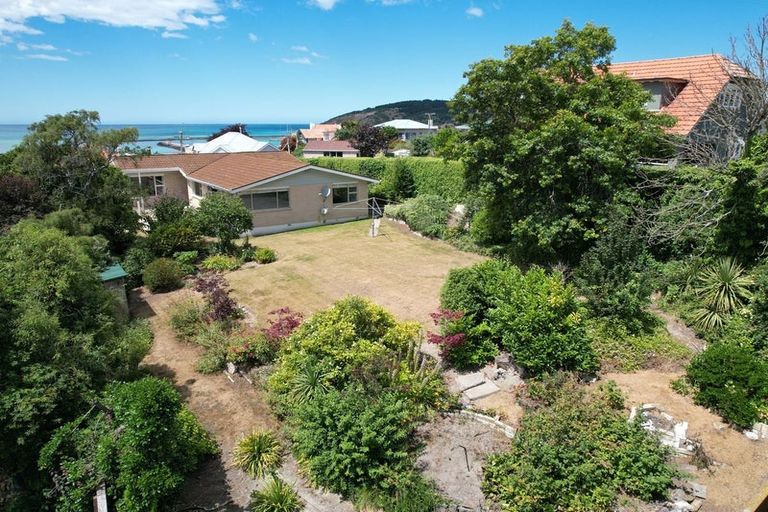 Photo of property in 16 Ure Street, South Hill, Oamaru, 9400