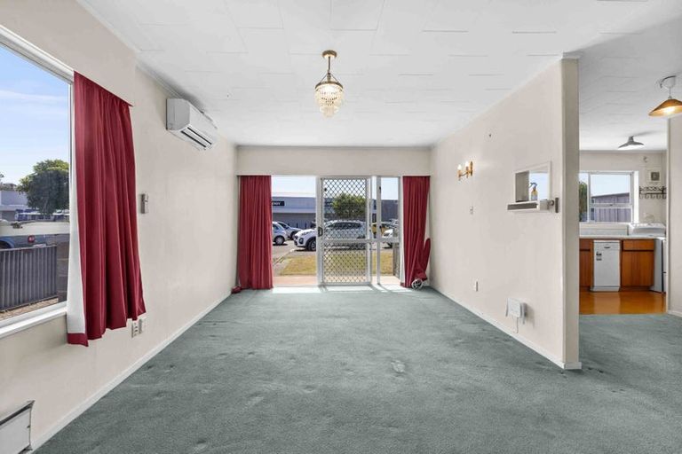 Photo of property in 1/31 Wellesley Road, Napier South, Napier, 4110