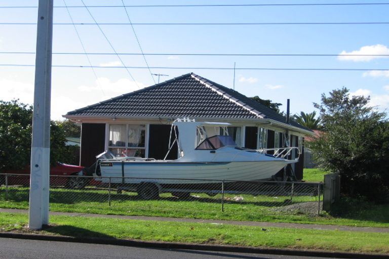 Photo of property in 284 Bairds Road, Otara, Auckland, 2023