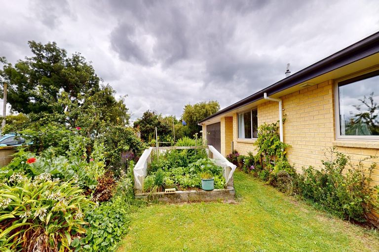Photo of property in 96 Rolleston Street, Rakaia, 7710