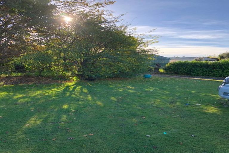 Photo of property in 13 Hunter Street, Edendale, 9825