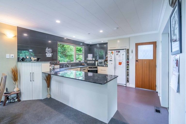 Photo of property in 18 Rata Road, Otatara, Invercargill, 9879