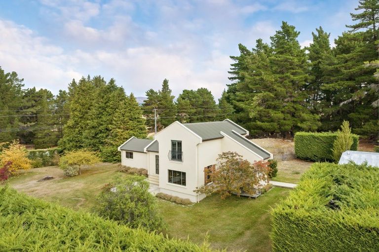 Photo of property in 2331 Luggate-cromwell Road, Queensberry, Cromwell, 9383