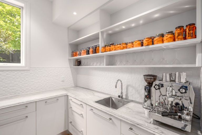 Photo of property in 47 Waiwetu Street, Fendalton, Christchurch, 8052