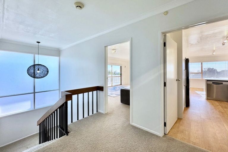 Photo of property in 3/26 Grande Vue Road, Hillpark, Auckland, 2102