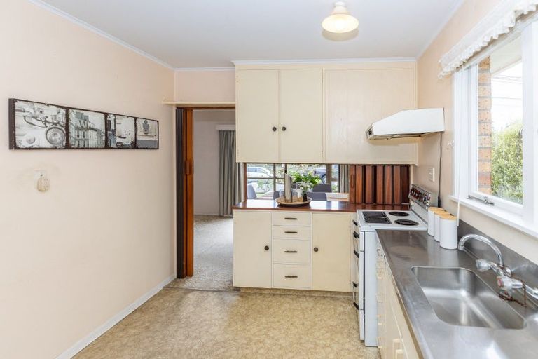 Photo of property in 24 Beverley Crescent, Hillcrest, Hamilton, 3216