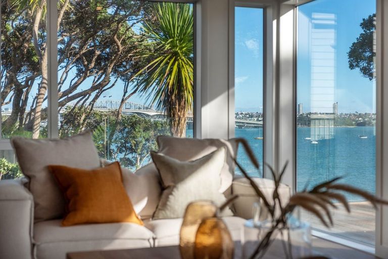 Photo of property in 5/30 Clarence Road, Northcote Point, Auckland, 0627