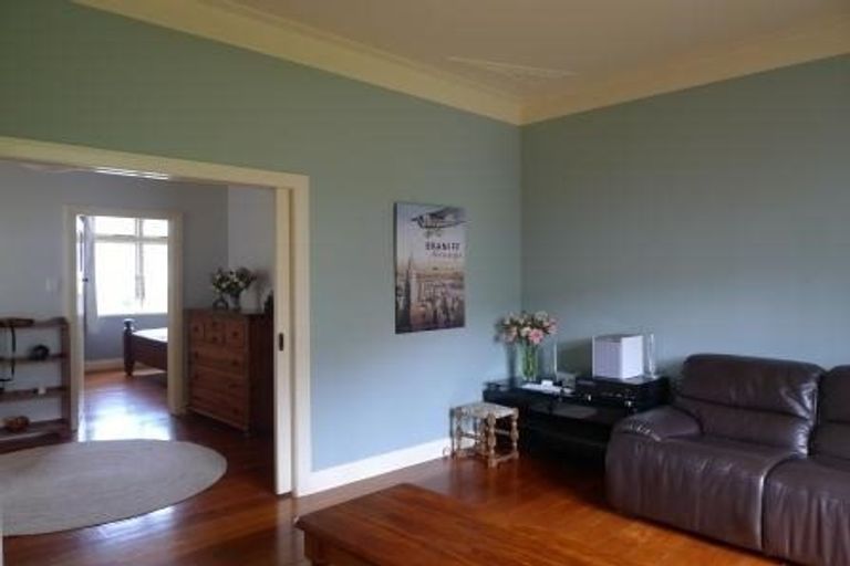 Photo of property in 3 Monowai Road, Johnsonville, Wellington, 6037