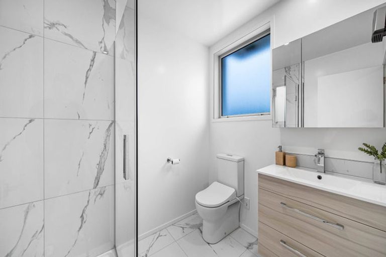 Photo of property in 2/8 Riccarton Road, Riccarton, Christchurch, 8011