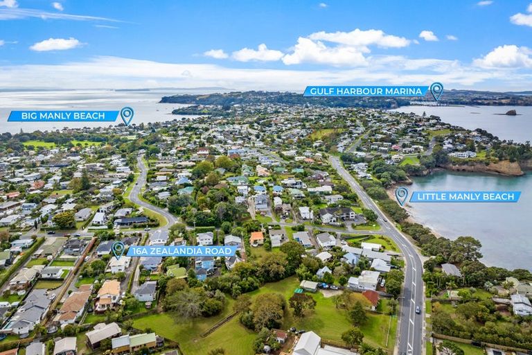 Photo of property in 16a Zealandia Road, Manly, Whangaparaoa, 0930