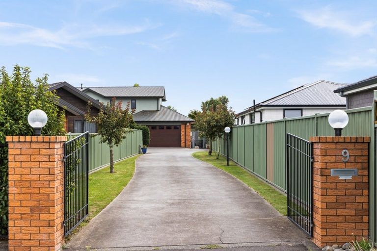 Photo of property in 9 Thode Place, Greenmeadows, Napier, 4112