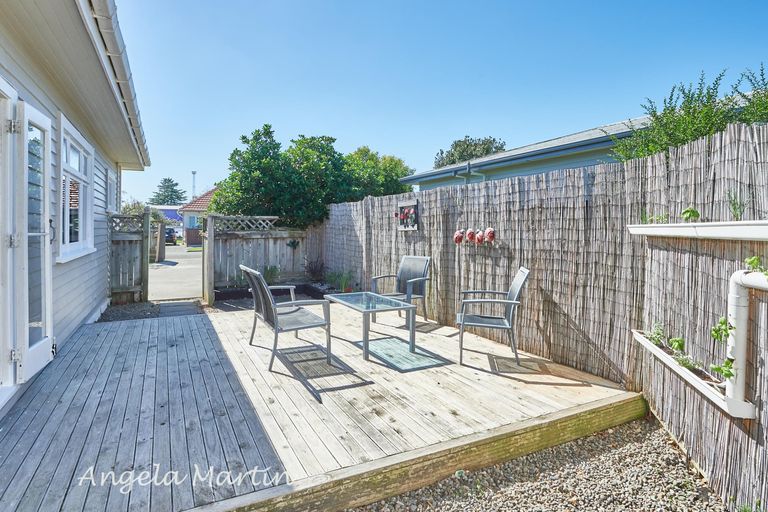 Photo of property in 30 Matamau Street, Palmerston North, 4414