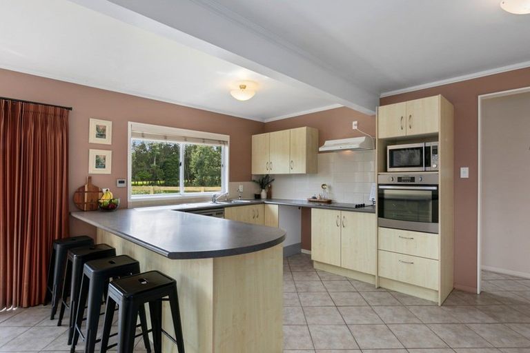 Photo of property in 660 Welcome Bay Road, Waitao, Tauranga, 3175