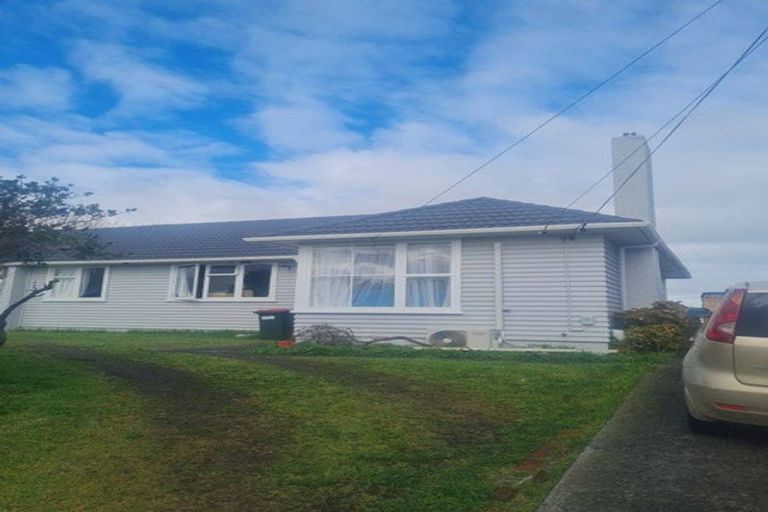 Photo of property in 62 Matipo Street, Castlecliff, Wanganui, 4501