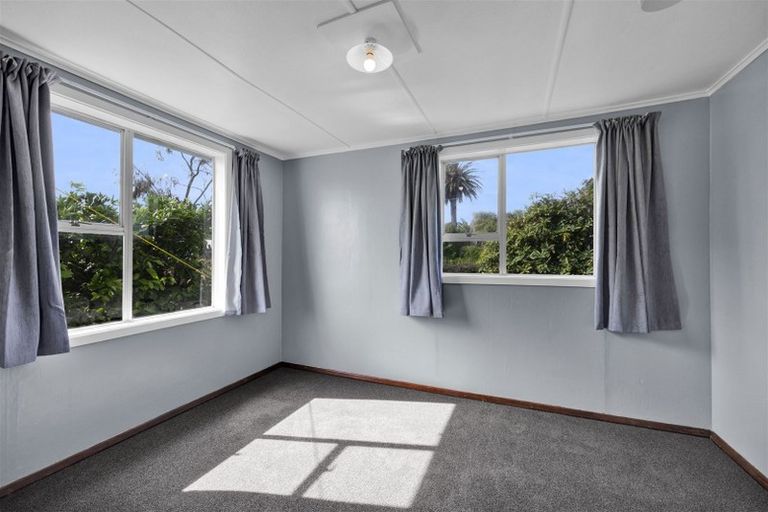 Photo of property in 44 Hussey Street, Waverley, 4510