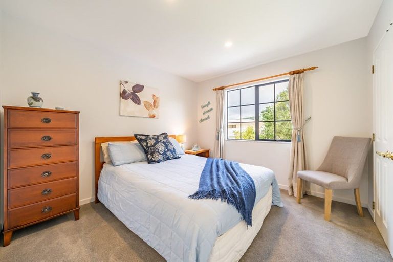 Photo of property in 24 Mccarthy Grove, Clouston Park, Upper Hutt, 5018