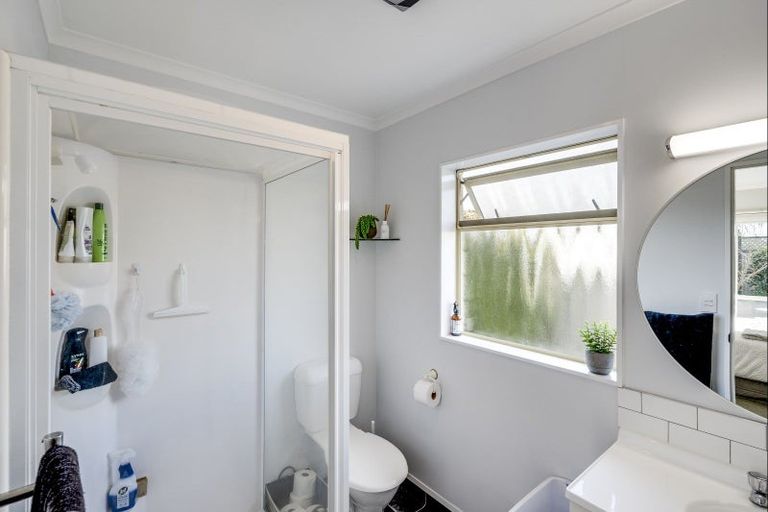 Photo of property in 5 Flemington Place, Taradale, Napier, 4112