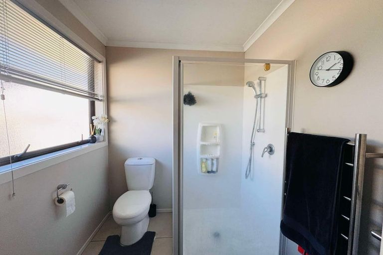 Photo of property in 46 Ward Street, Palmerston North, 4410