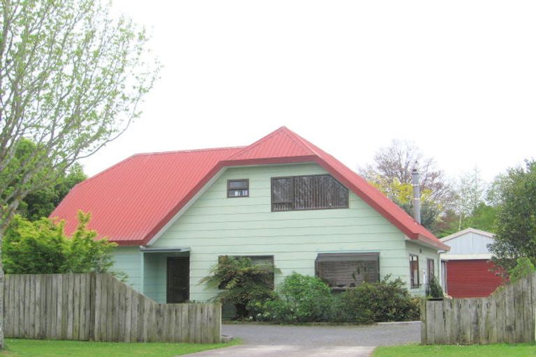 Photo of property in 6 Hikutaia Street, Te Aroha, 3320