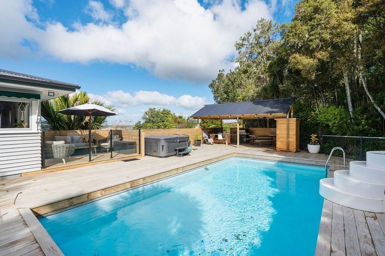 Photo of property in 236 Western Hills Drive, Avenues, Whangarei, 0110